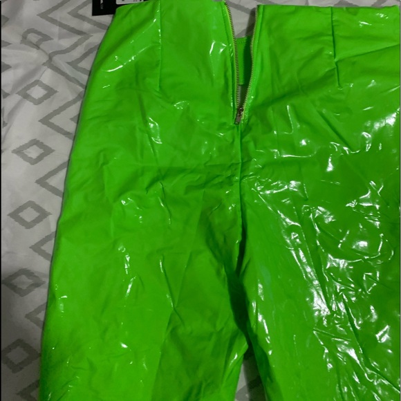 Latex green pants - Picture 2 of 2